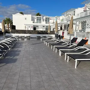 https://los-gracioseras-2-bed-apt-no-218-ac-wifi-uk-tv.in-canary-islands.com